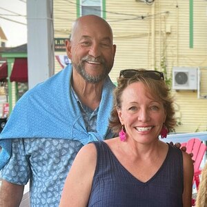 Fundraising Page: Cindy and Gust Askounis